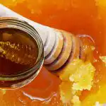 Come sciogliere il miele in pochi minuti: un semplice trucco