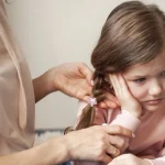 Commozione cerebrale in un bambino: come riconoscerla, cosa fare e quando rivolgersi urgentemente a un medico commozione-cerebrale-in-un-bambino-come-riconoscerla-cosa-fare-e.webp.webp