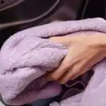 Un solo prodotto può rendere gli asciugamani rigidi di nuovo